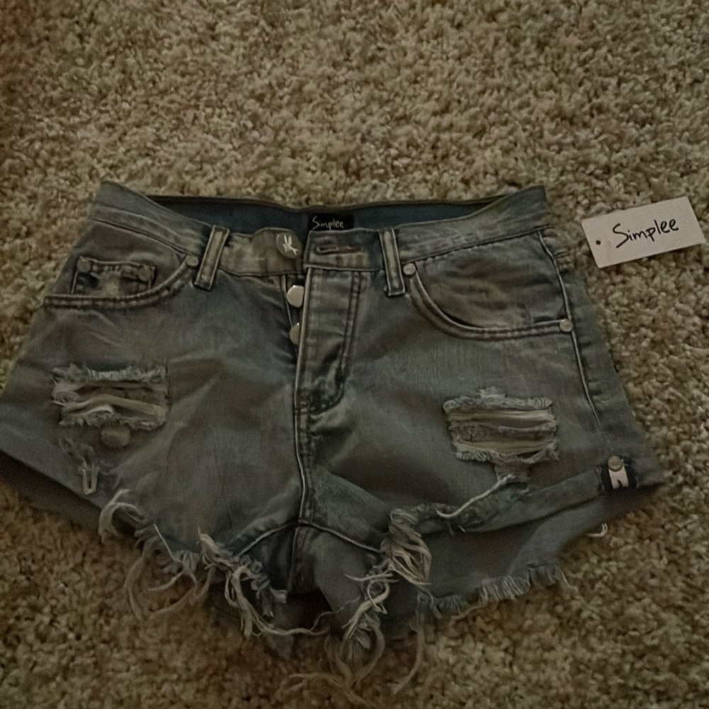 Brand new shorts never used before just didn’t fit me :)